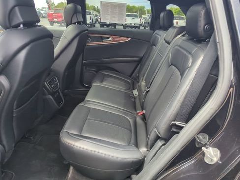Used 2020 Lincoln Nautilus Reserve AWD/4WD image 30