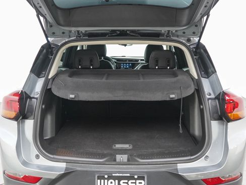 Used 2023 Buick Encore GX Preferred w/ Cold Weather Comfort Package AWD/4WD image 16