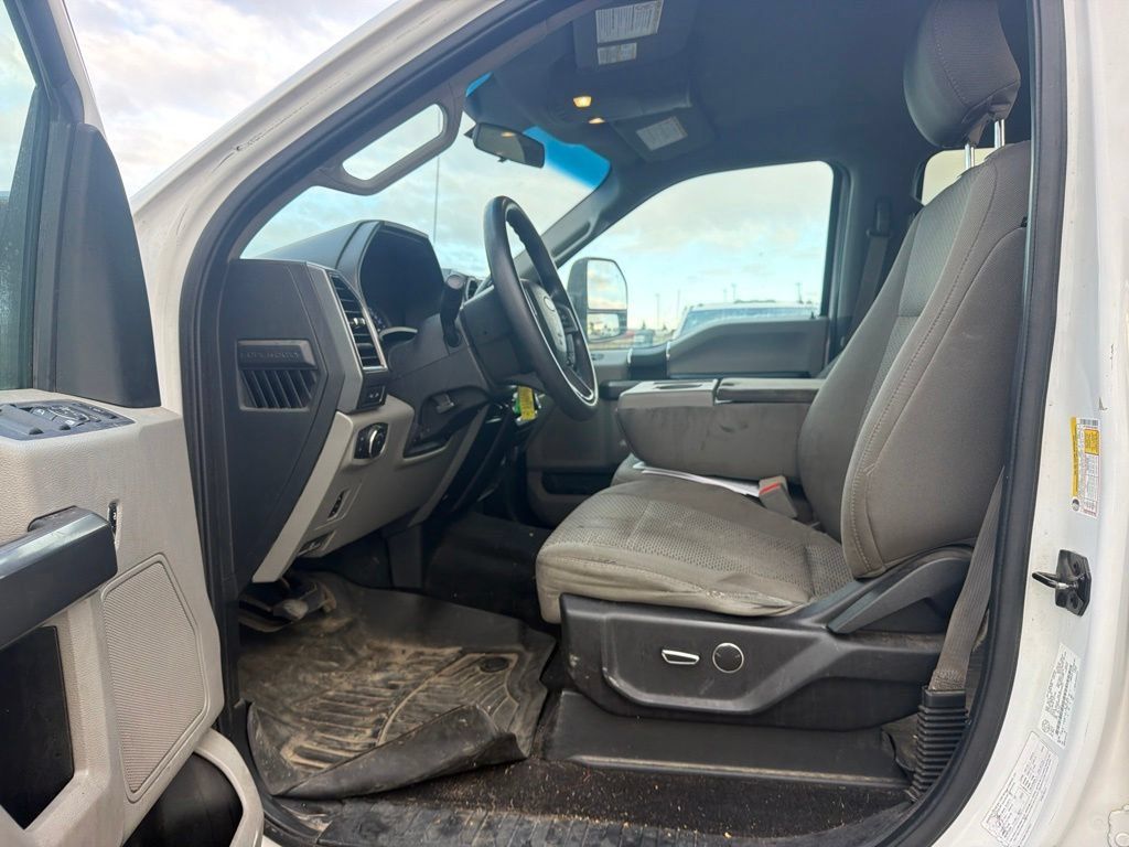 Used 2019 Ford F250 XLT w/ XLT Value Package AWD/4WD image 22