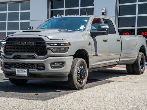 New 2026 RAM 3500 Laramie AWD/4WD image 3
