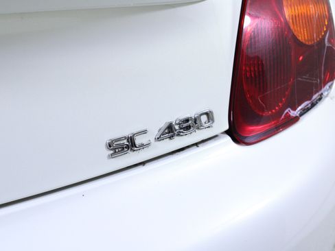 Used 2003 Lexus SC 430 image 9