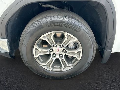 Used 2025 GMC Sierra 1500 SLT RWD image 30