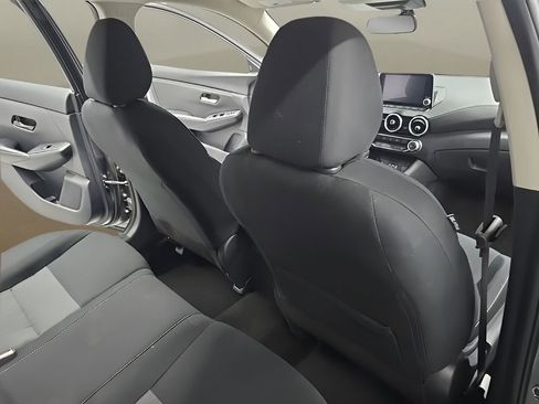 Used 2025 Nissan Sentra SV image 17