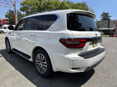 Certified 2023 Nissan Armada SL w/ Captain's Chairs Package AWD/4WD image 5