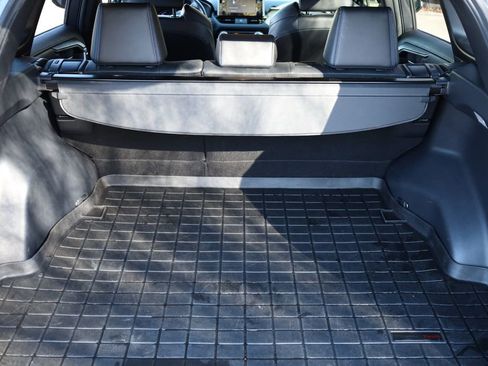 Used 2020 Toyota RAV4 XSE image 4