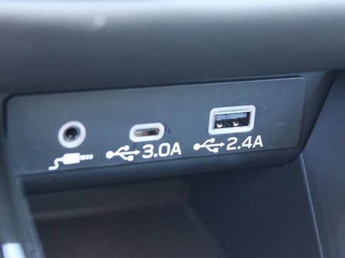 Used 2025 Subaru Legacy Premium image 20