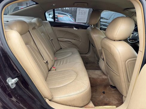 Used 2009 Buick Lucerne CXL image 11