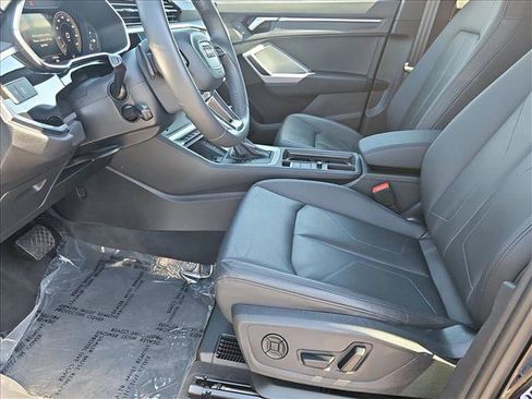 Used 2024 Audi Q3 2.0T Premium Plus image 17