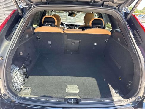 Used 2019 Volvo XC60 T5 Inscription FWD image 13