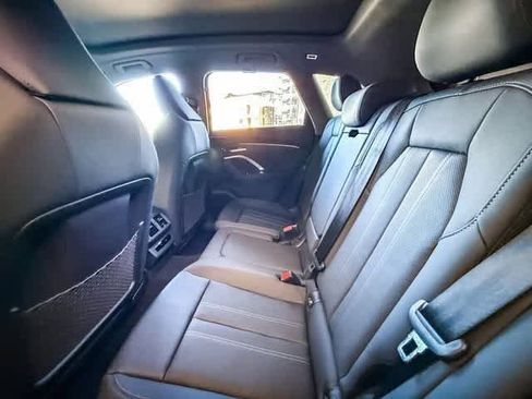 New 2025 Audi Q5 Premium Plus AWD/4WD image 18