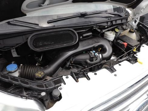 Used 2015 Ford Transit 150 XLT RWD image 46