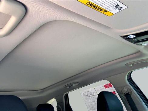 Used 2026 Kia Sorento EX w/ EX Premium Package FWD image 14