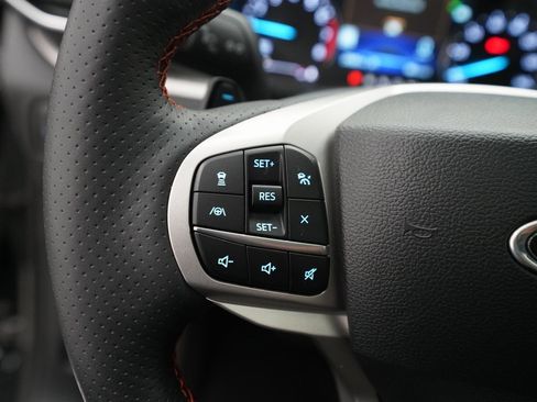 Used 2023 Ford Explorer Timberline image 18