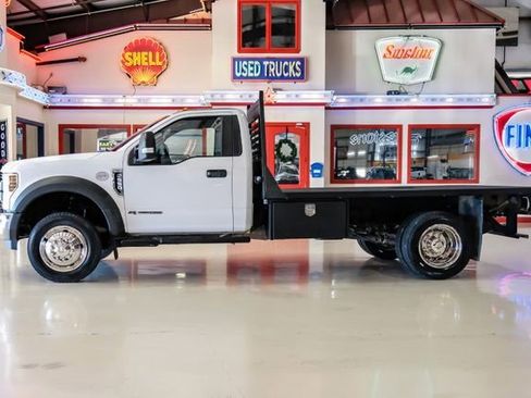 Used 2018 Ford F550 2WD Regular Cab Super Duty image 9