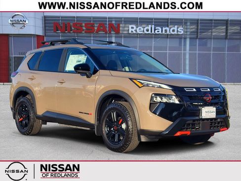 New 2026 Nissan Rogue SV AWD/4WD image 1