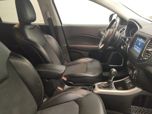 Used 2021 Jeep Compass Latitude w/ Convenience Group FWD image 21