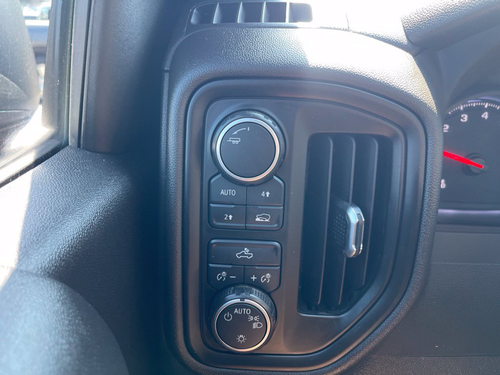 Used 2023 Chevrolet Silverado 1500 Custom AWD/4WD image 23