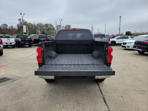 Used 2016 Toyota Tundra SR5 image 8