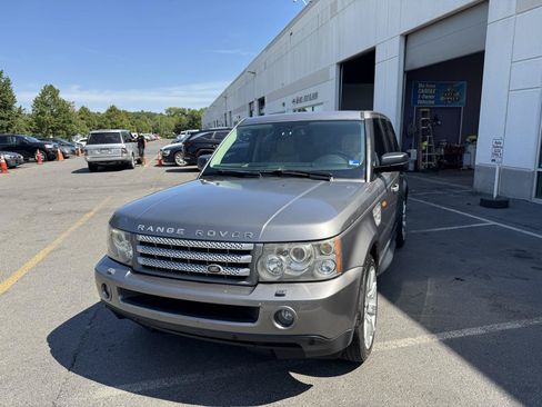 Used 2008 Land Rover Range Rover Sport Supercharged AWD/4WD image 10