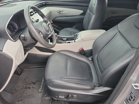 Used 2023 Hyundai Tucson SEL FWD image 4