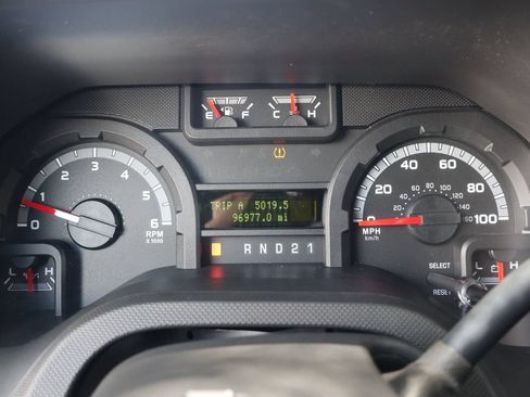 Used 2012 Ford E-350 and Econoline 350 XLT RWD image 33