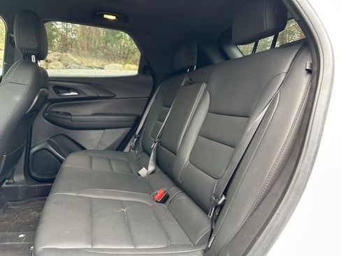 Certified 2023 Chevrolet TrailBlazer ACTIV w/ Sun and Liftgate Package image 8