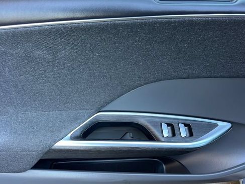 Used 2024 Lucid Air Touring AWD/4WD image 11