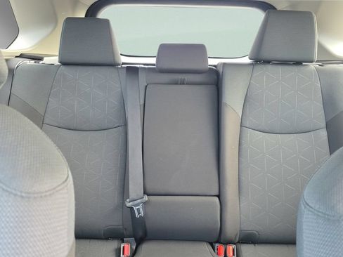 Used 2025 Toyota RAV4 XLE FWD image 10