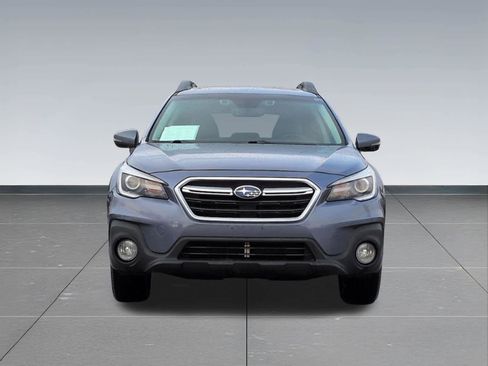 Used 2018 Subaru Outback 2.5i Limited image 9