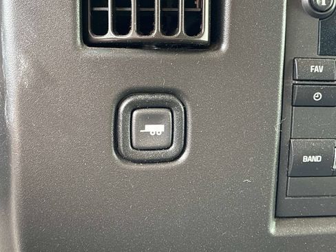Used 2020 Chevrolet Express 2500 Extended w/ Communications Package RWD image 27