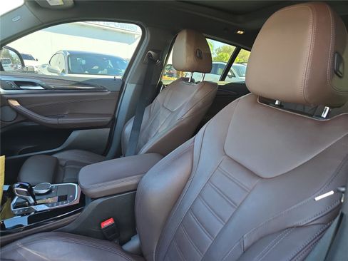 Used 2024 BMW X4 M40i w/ Premium Package image 16