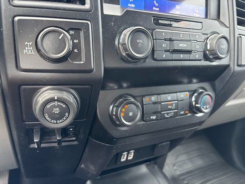 Used 2020 Ford F150 XL w/ Equipment Group 101A Mid AWD/4WD image 32