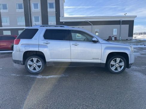 Used 2015 GMC Terrain SLT image 10
