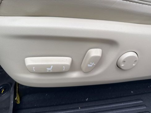 Used 2023 Lexus GX 460 Luxury image 10