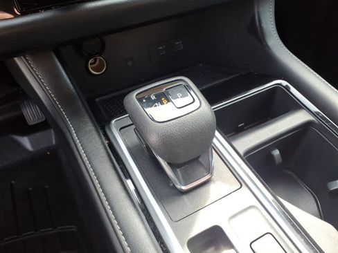 Used 2022 Nissan Pathfinder SL w/ SL Premium Package image 16