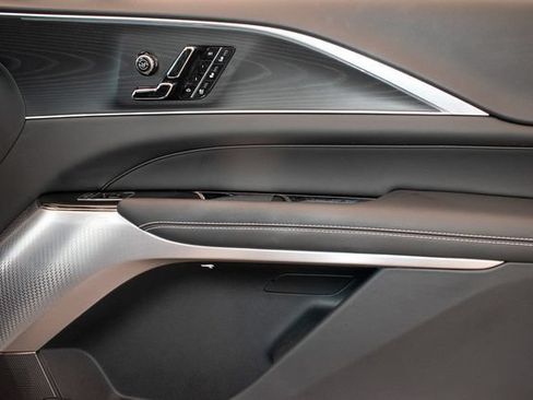 Used 2025 Cadillac Lyriq Sport w/ LPO, Floor Liner Package AWD/4WD image 11