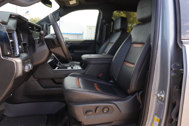Used 2026 GMC Sierra 2500 AT4 AWD/4WD image 11