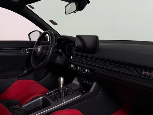 Used 2024 Honda Civic Type R image 29