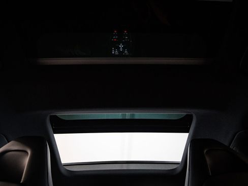 Certified 2023 Porsche Panamera Platinum Edition RWD image 30