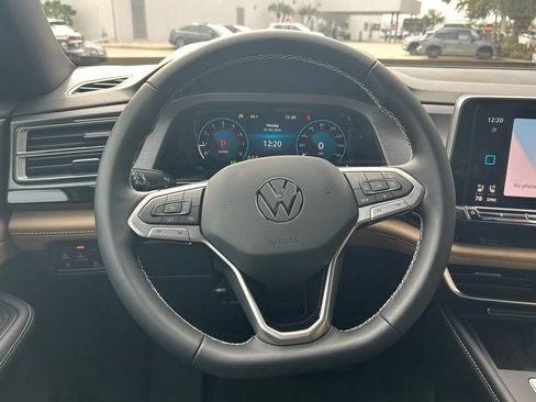 New 2026 Volkswagen Atlas Cross Sport SE image 19