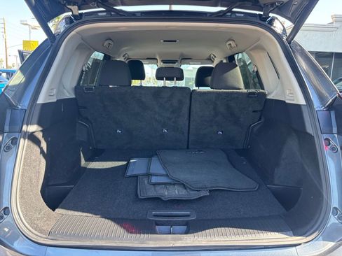 Used 2025 Nissan Rogue SV image 33