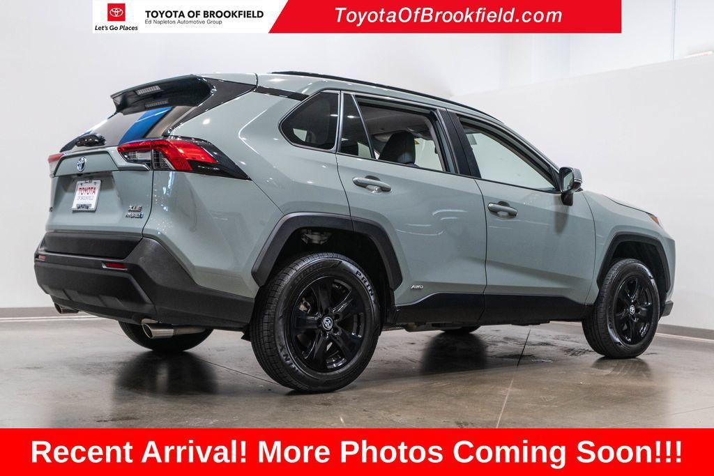 Certified 2023 Toyota RAV4 XLE AWD/4WD image 8