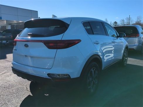 Used 2020 Kia Sportage LX image 5
