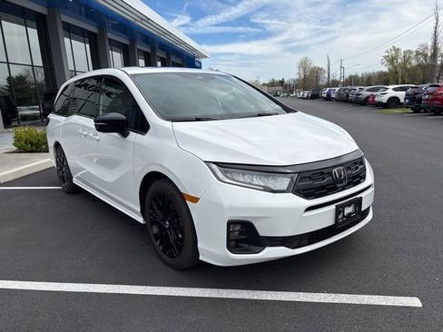 Certified 2026 Honda Odyssey Sport-L image 4