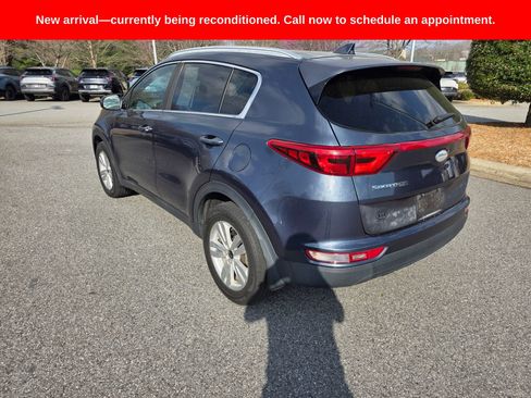 Used 2017 Kia Sportage LX w/ LX Popular Package image 3