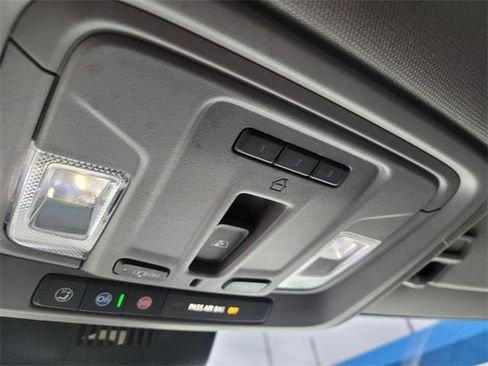 Certified 2025 Chevrolet Silverado 2500 LTZ w/ LTZ Convenience Package image 21