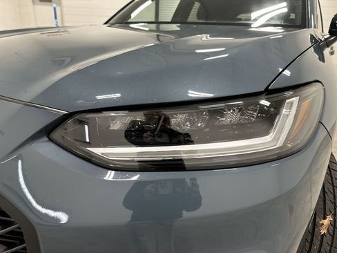 Used 2025 Honda HR-V Sport image 11