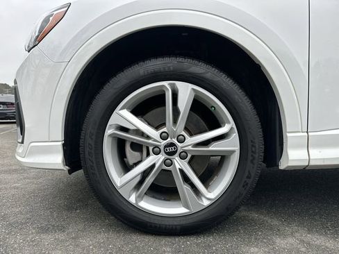 Used 2021 Audi Q3 2.0T Premium w/ Convenience Package image 11