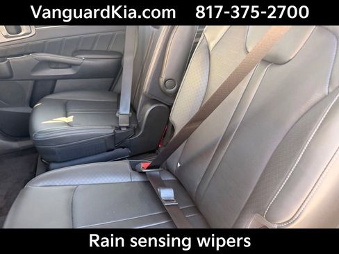 Certified 2024 Kia Sorento SX FWD image 25