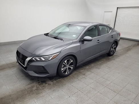 Used 2021 Nissan Sentra SV image 2